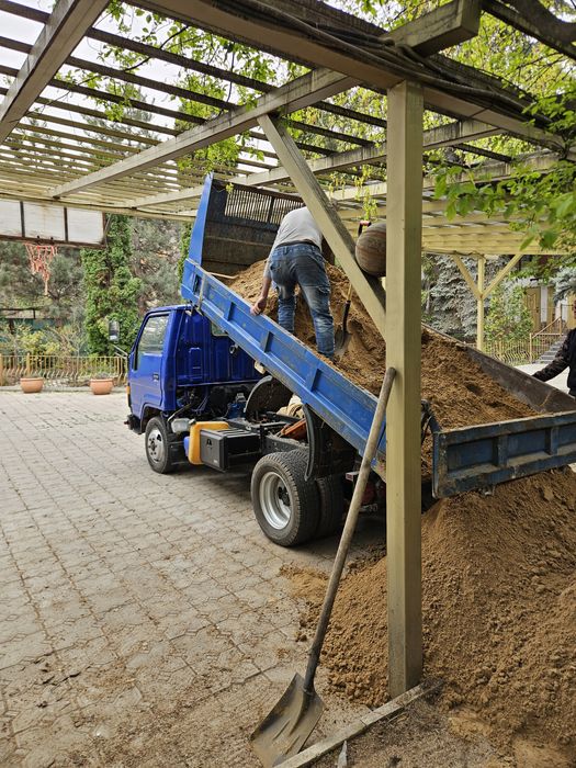 Мини самосвал, сыпучие материалы до 3х тонн Щебень Отсев Сникерс Песок