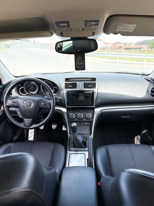 Vând Mazda 6 an 2011