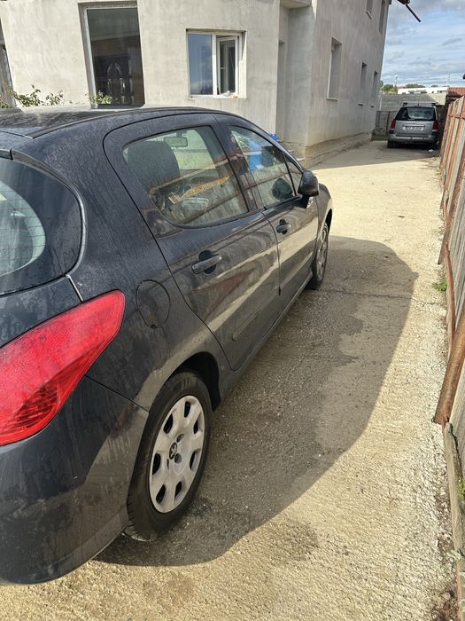Vand peugeot 308 an 2012