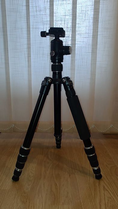 Trepied foto compact Weifeng