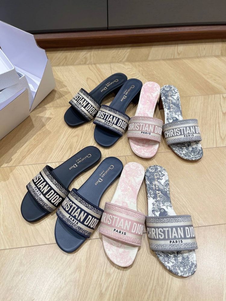 Papuci Christian Dior