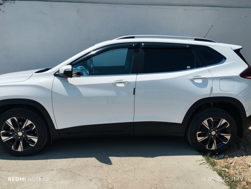 Tracker 2  premier turbo
