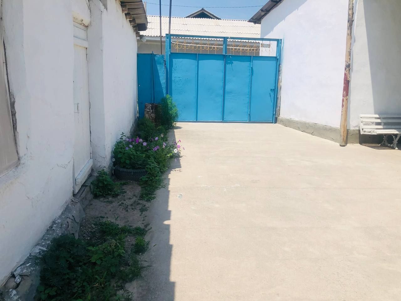 Narxi kelishiladi
