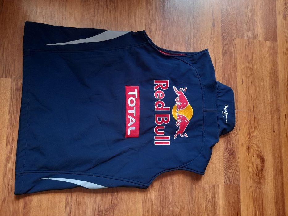 Red Bull Racing Formula мъжки елек L размер.