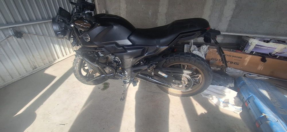 VAND  Daytona zontes g125 abs