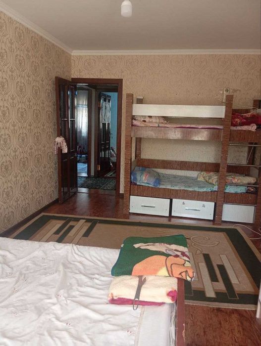 3х комнатная квартира на 3 этаже на районе Саттепо