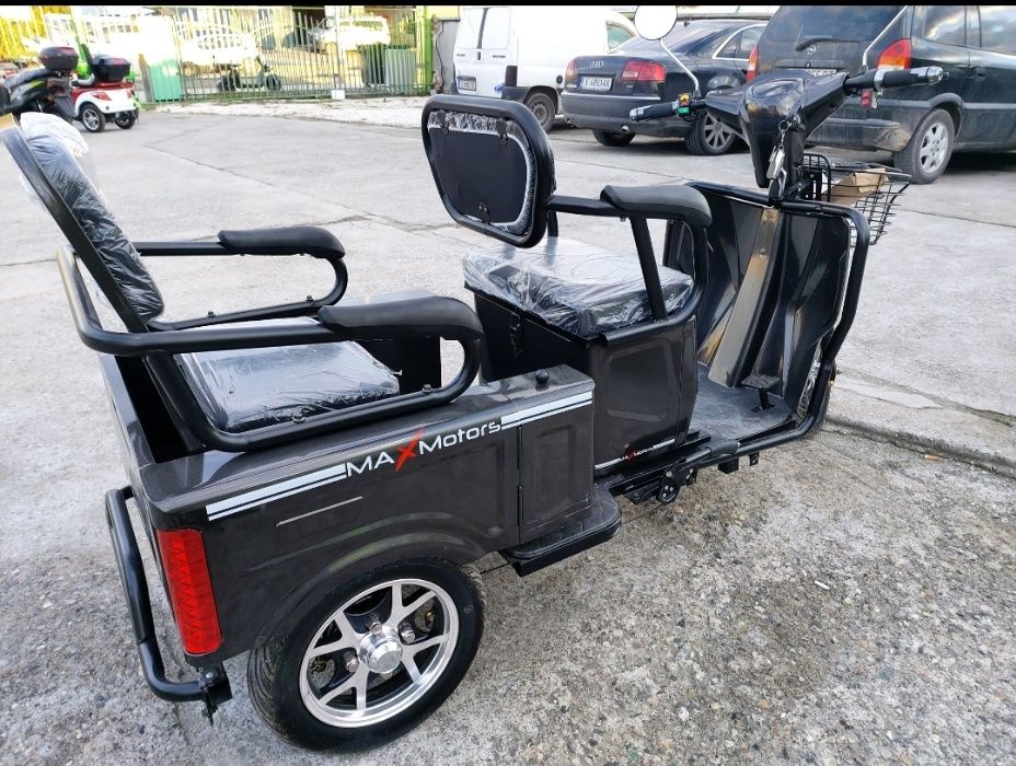 Електрически триколесен скутер 1500W Kargo Двуместна Black A11 Cargo