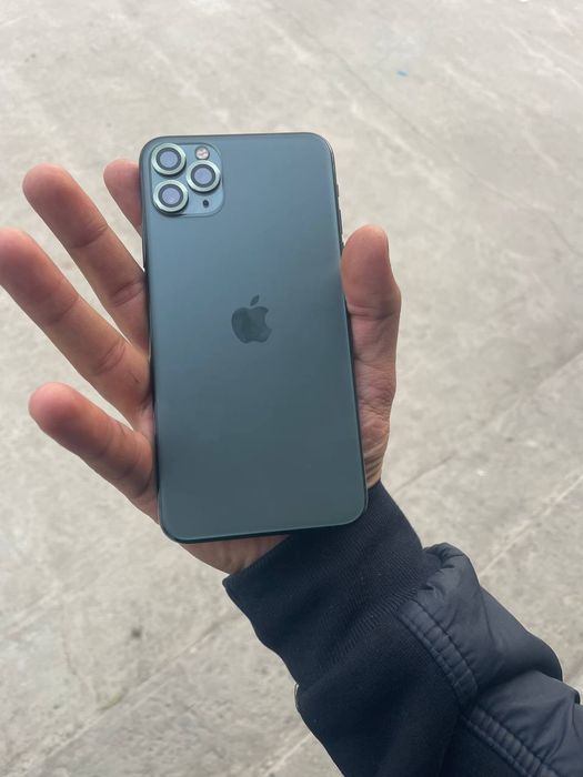 Iphone 11 pro max holati zo'r