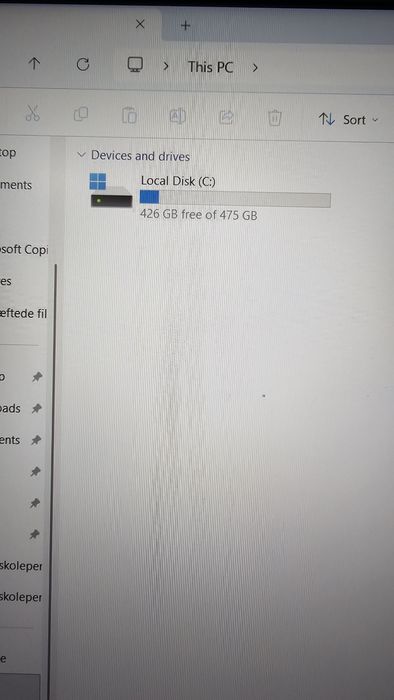 Laptop CEPTER Amd Ryzen 7 5700U 16gb rami