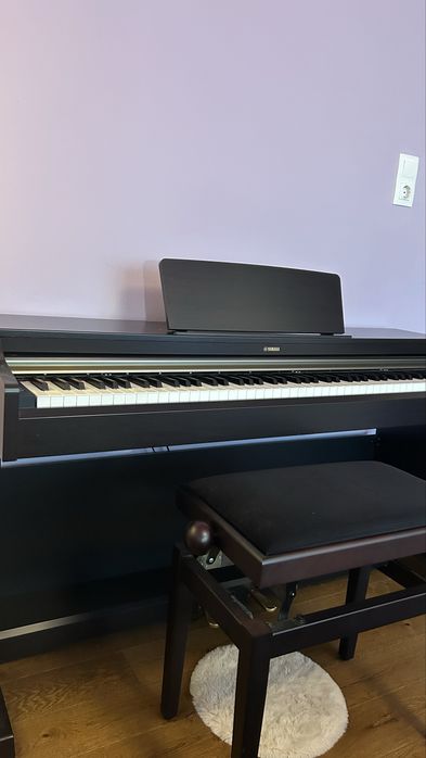 Pian digital Yamaha YDP-162 + SCAUN