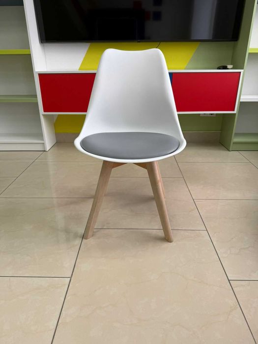 Продаются стулья – комплект 6 штук!