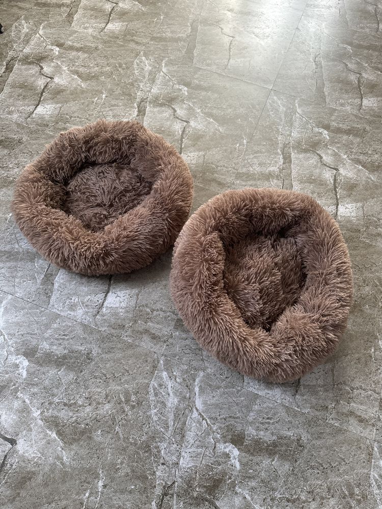 Лежанки для кошек и собак