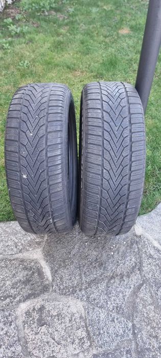 Продавам комплект зимни гуми SEMPERIT