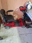 Scuter - carucior electric pentru persoane  cu  dizabilitati