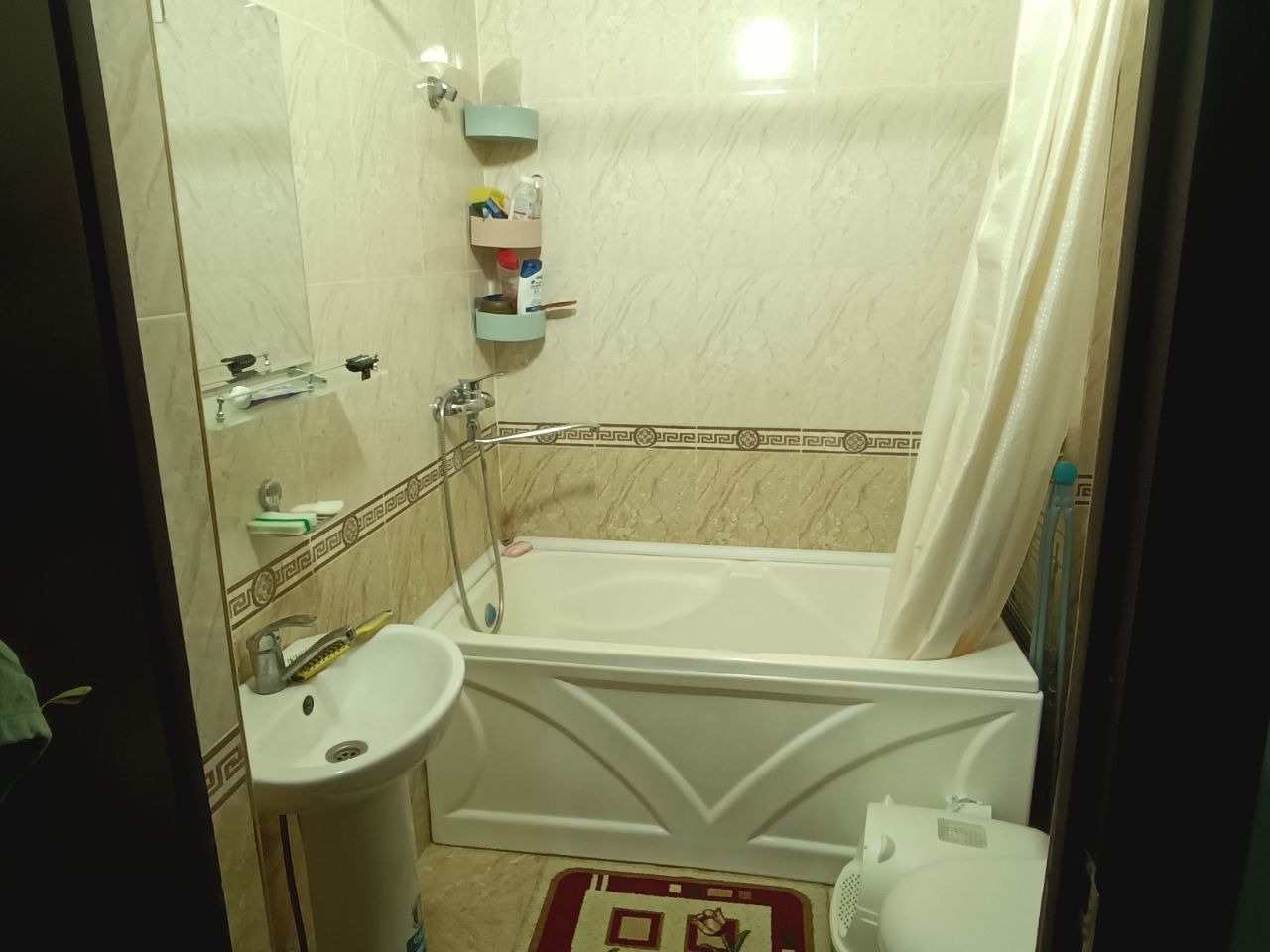 Продаётся  квартира  Ттз 4 спокойный  район  все рядом