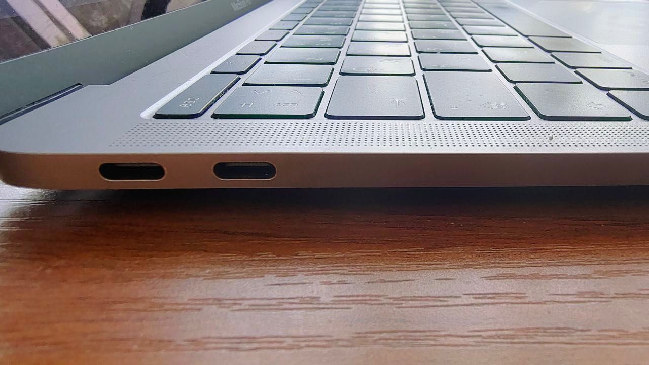 MacBook Pro 13" (2016)