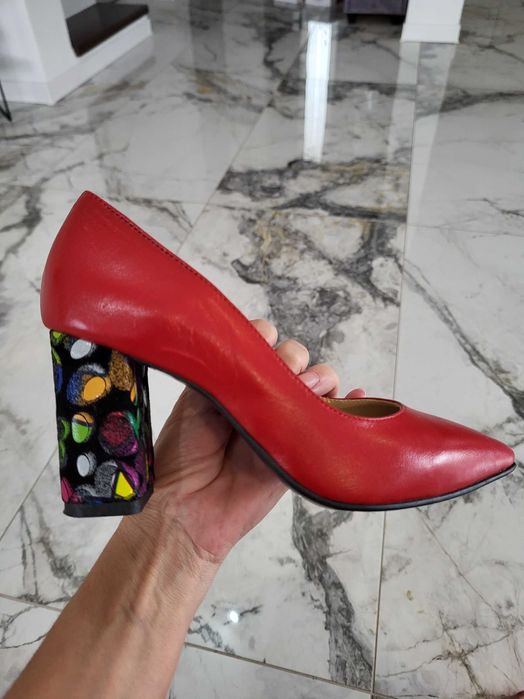 Pantofi piele naturala Corvaris Marimea 35 Negru si Rosu