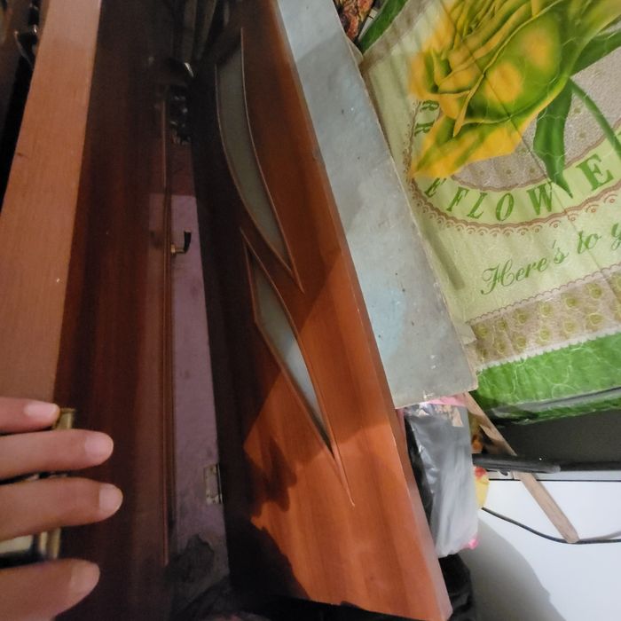 Осы есіктер сатылады жағдайы жақсы 60/2-2еу, 70/2-1еу, 80/2-1еу, 90/2