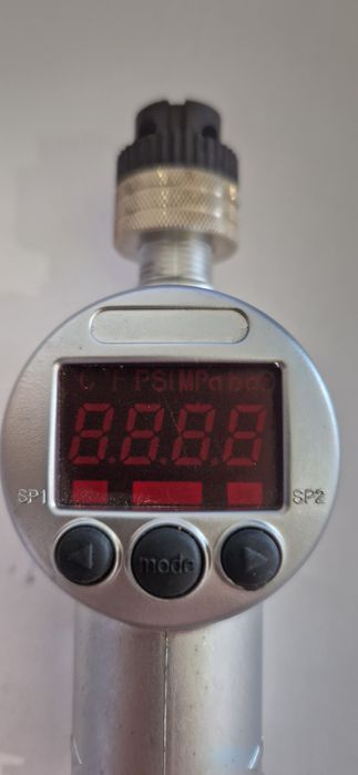 releu digital presiune EDS 3446-2-0100-052