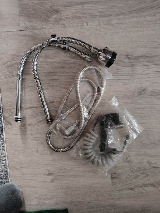 Продам запчасти сантехники новые