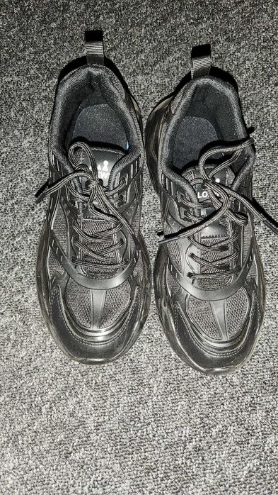 Черни обувки с платформа - 40 и 46