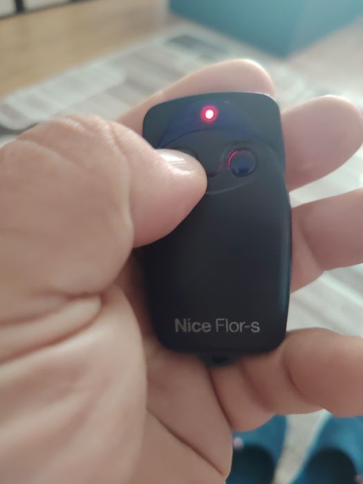 Telecomanda automatizări porți și bariere NICE FLOR-S