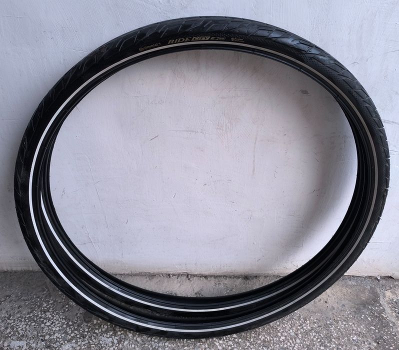 CONTINENTAL 28цола гуми за велосипед,защитени от спукване