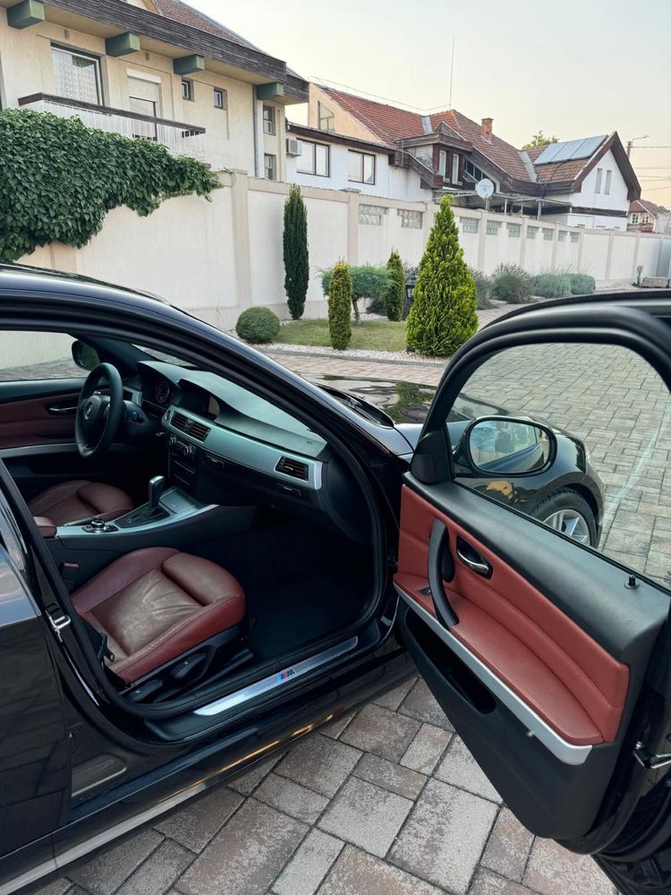 Vand Bmw 330D Xdrive , Automat , 280.000 Km(Posibil in Rate !)
