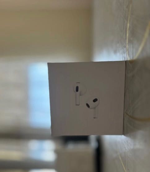 AirPods 3rd gen нови