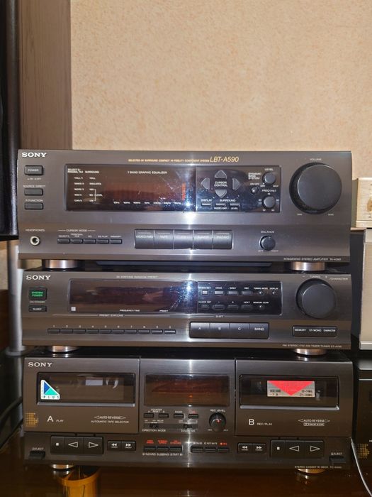Продам музыкальный центр Sony LBT-A590