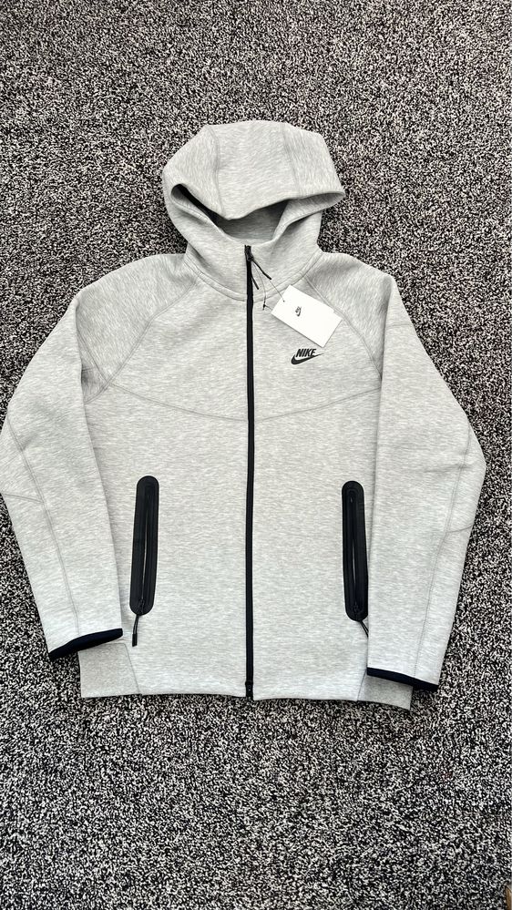 Nike tech fleece