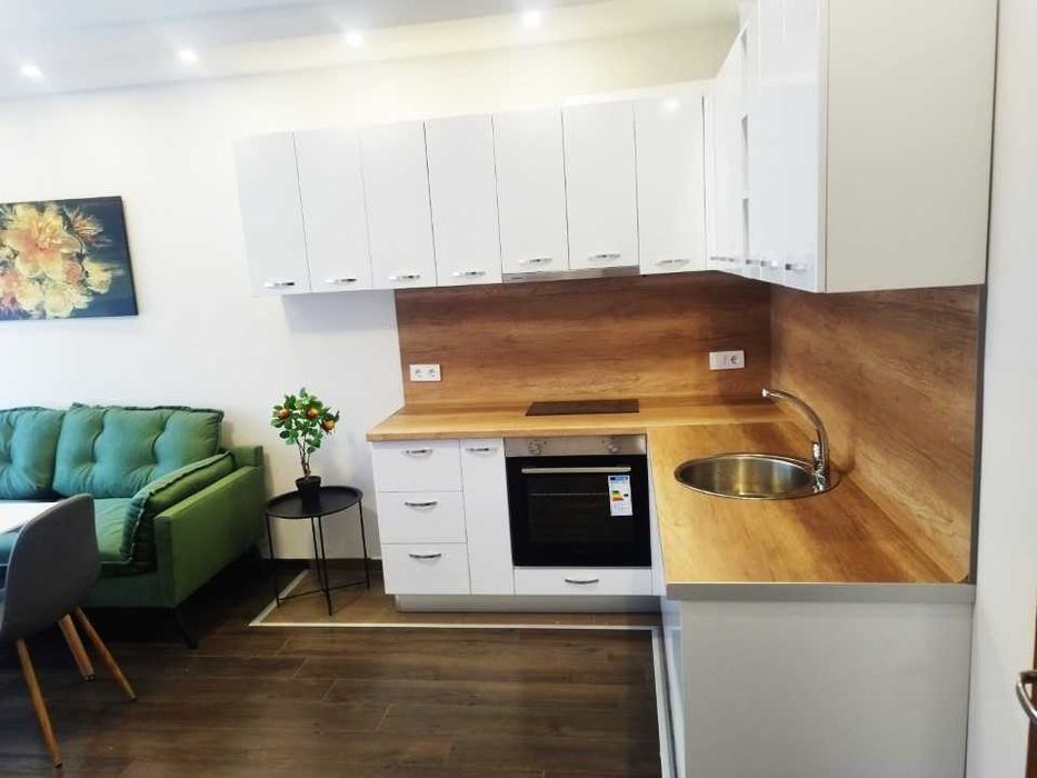 Продава се Тристаен апартамент в София, Лозенец - 70 кв.м за 2029 €/кв.м - Снимка #4