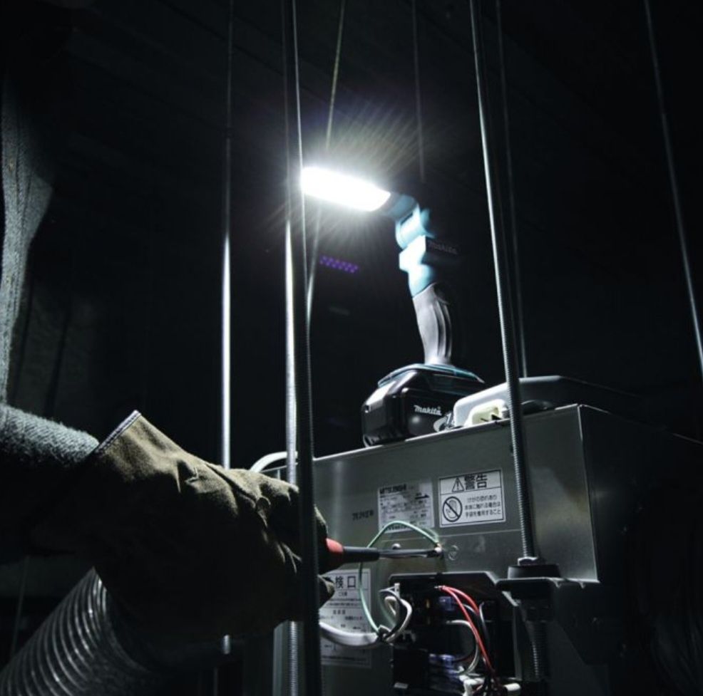 Фенер Makita DML801Z