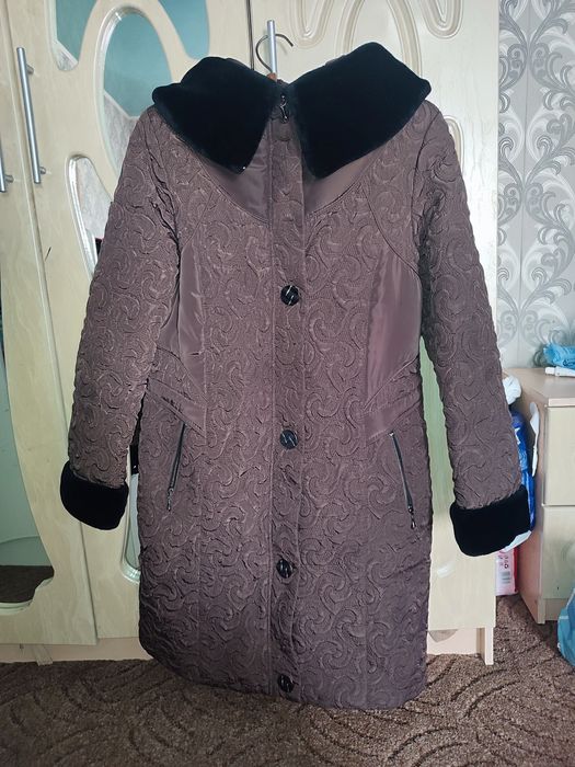 Новое зимнее пальто 50 размер