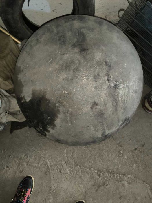 Продаются КАЗАН 50Л + 2 очага под казан 30 л и 50 литров