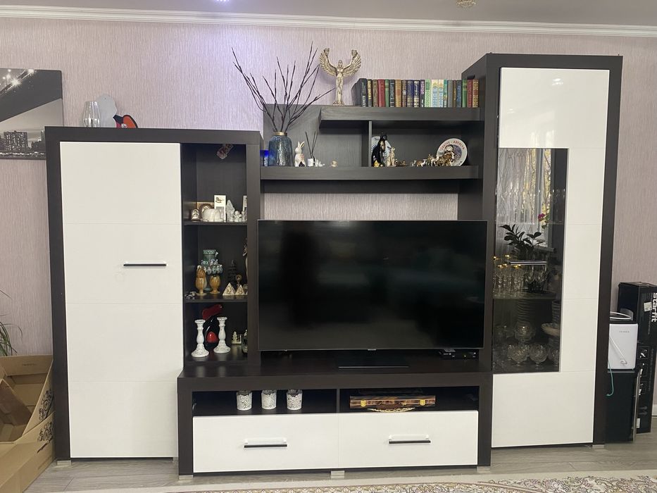 Продам стенку в гостинную