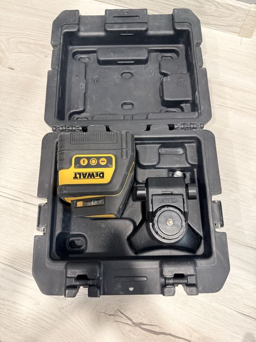 Лазерен нивелир Dewalt