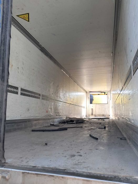 Remorci frigorifice dezmembrate | Perfecte pentru proiecte sau piese