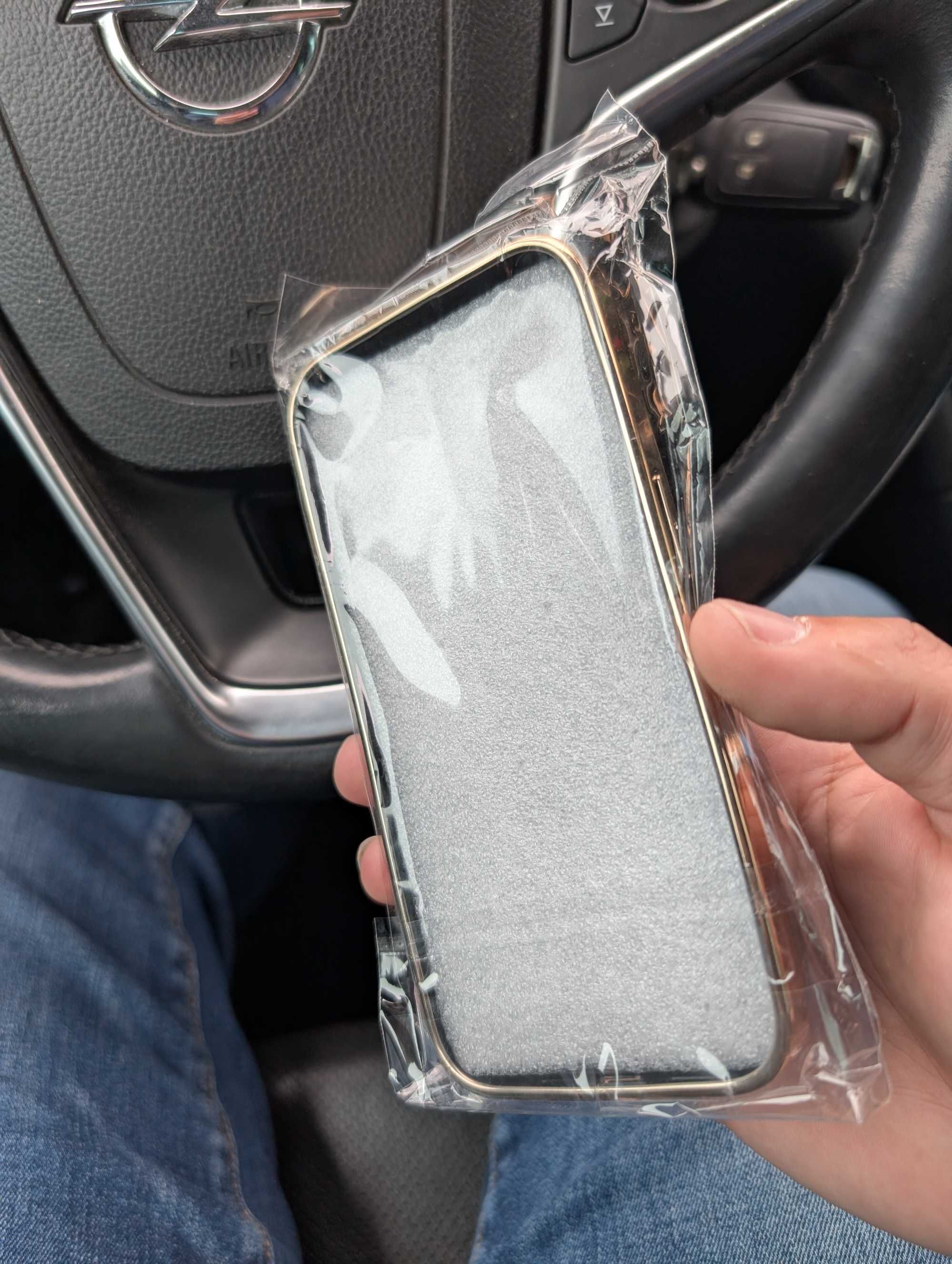 Кейс iphone 15 pro