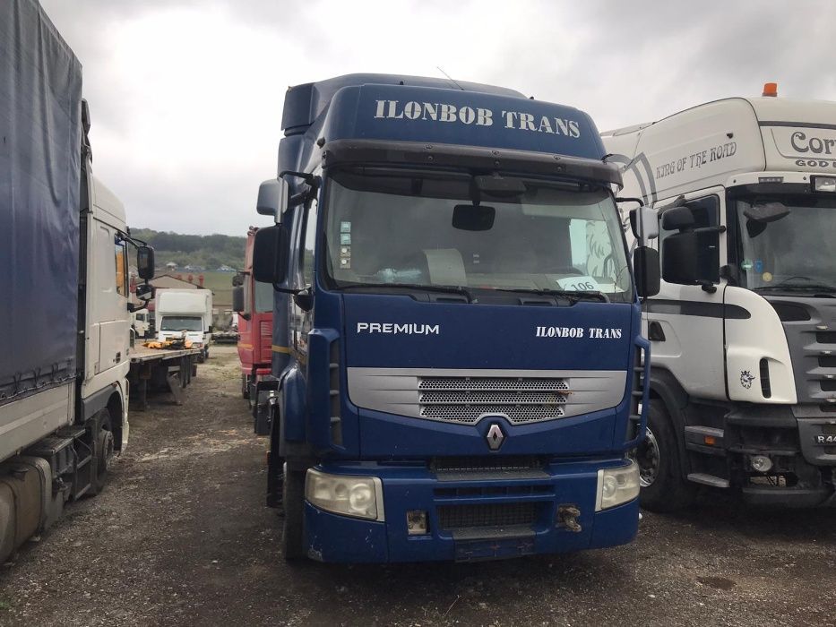 Dezmembrez Renault Premium