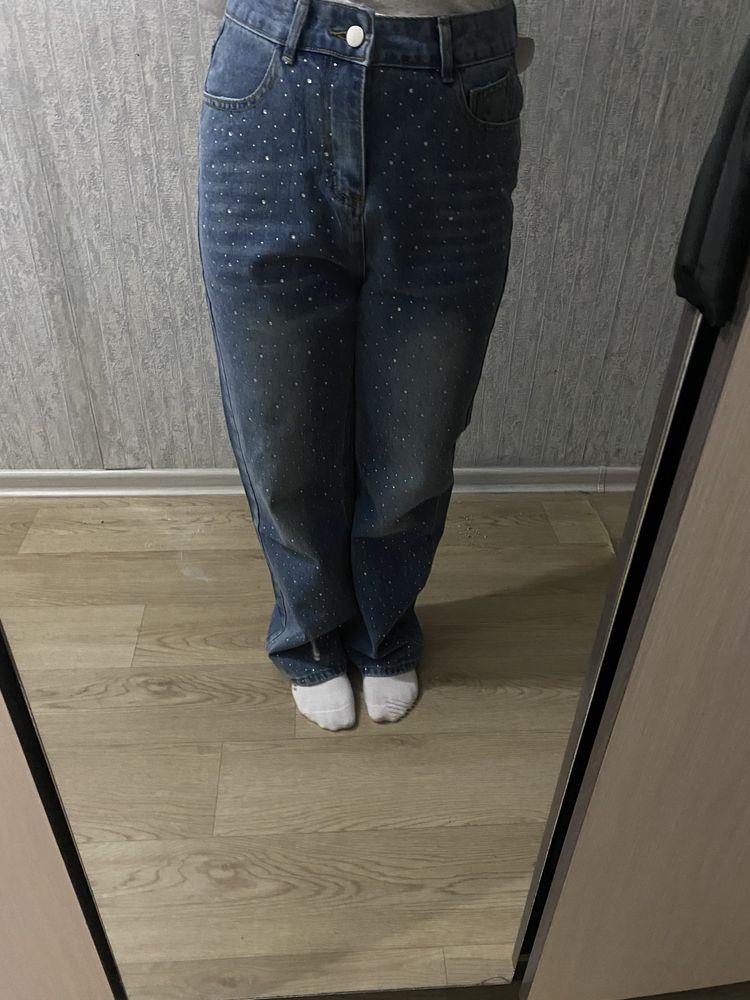 джинсы новые