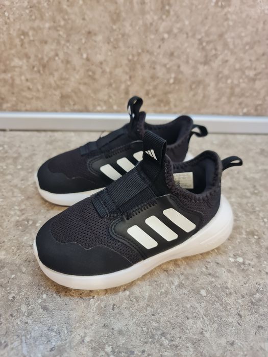 Маратонки Adidas