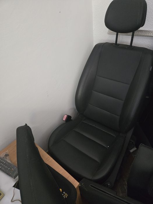 Interior piele laguna 3