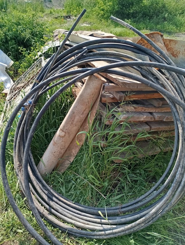 Продам трубу черную пластиковую.