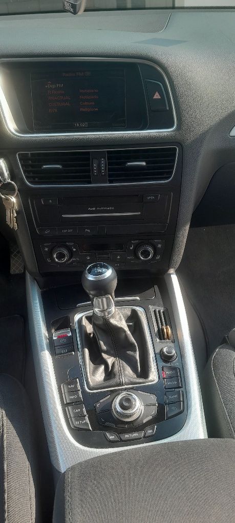 Vand Audi Q5 QUATTRO