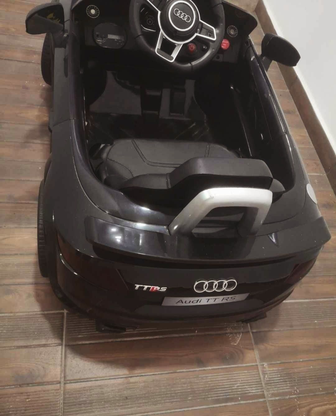 Masinuta electrică Audi TT, pentru copii