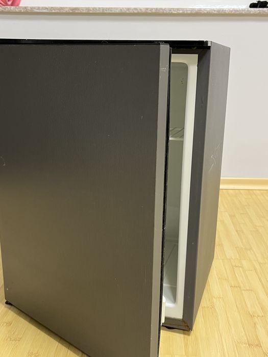 Мини бар хладилник