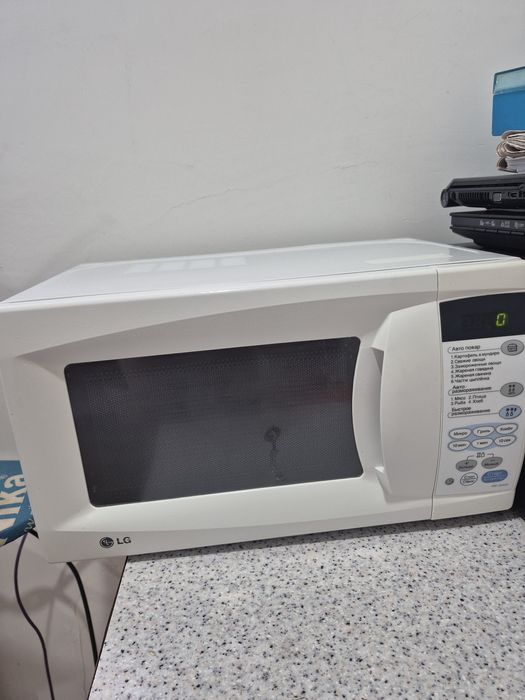 Продам микроволновку LG