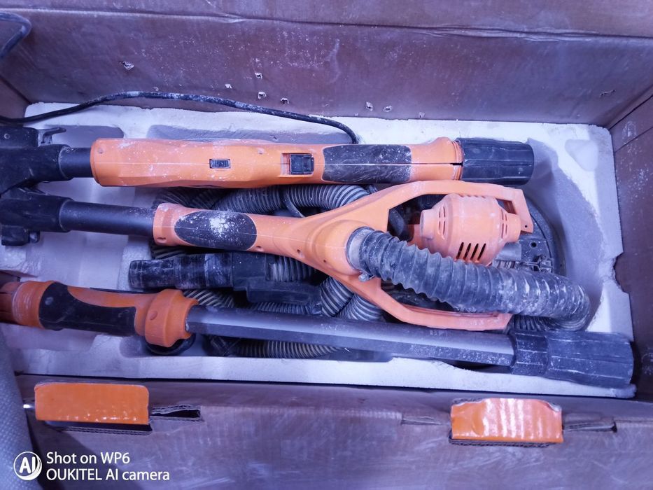 Шлиф машинка сотилади