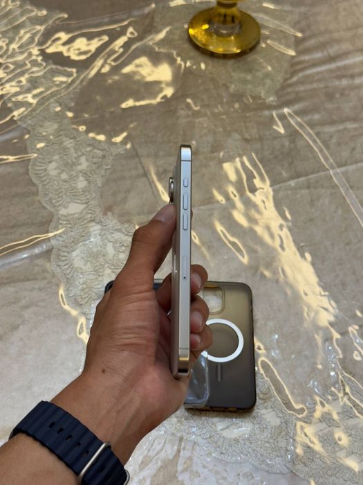 iPhone 15 Pro Max White Titanium 256gb/88%